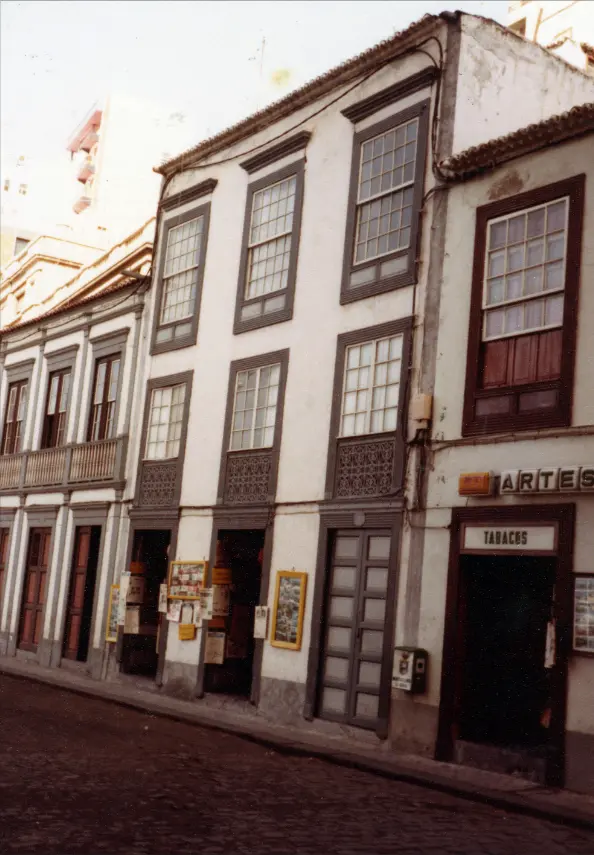 Calle Real
